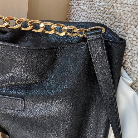 EUC Michael Kors Large Hamilton Bag - Picture 5 of 16